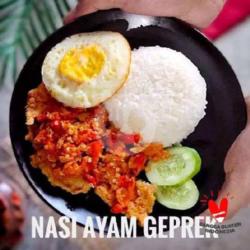 Nasi Ayam Geprek Special Telur