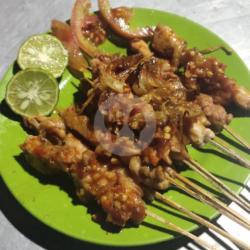 Sate Ayam Slip Kulit Asin Pedas