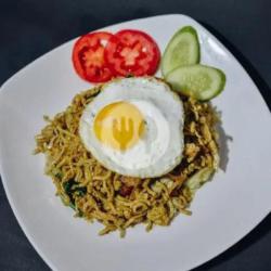 Mie Tek- Tek Goreng Ayam - Chicken Fried Noodles