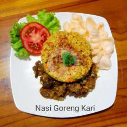 Nasi Goreng Kari ( Ayam / Sapi )