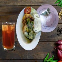 Paket Combo Ayam Penyet Dada Sambal Pecak