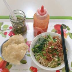 Mie Ayam Rebus /ayam Cingcang Kecap /sayur Caicim/ Daun Bawang