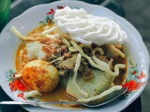 Soto Lontong Kari Sapi Khas Bandung Boga Rasa Sedap Pagi