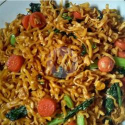 Mie Tumis Goreng  Sosis