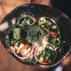 Markette Kale Salad