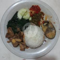 Nasi Sayur Gulai Ikan Tongkol