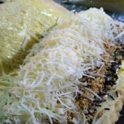 Roti Bakar Keju Campur Kacang Campur Coklat Istimewa