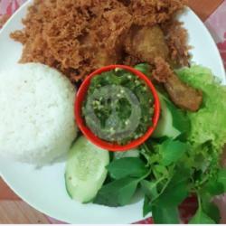 Paket Nasi Ayam Kremes Sambel Ijoo