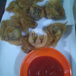 Pangsit Goreng