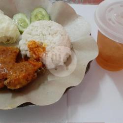 Ayam Penyet/bakar   Nasi  Sambal