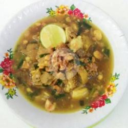 Soto Babat Usus   Nasi 1 Porsi