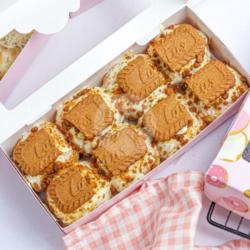 Donat Cream Cheese Lotus Biscoff