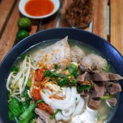 Bakso Kwetiau Jumbo