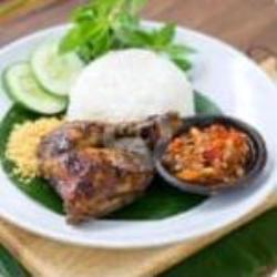 Empat Paket  (  Ayam Bakar Cobek  )