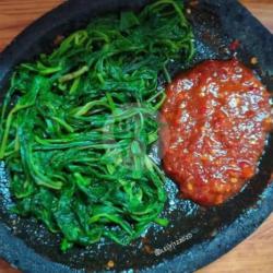 Sambal Kangkung