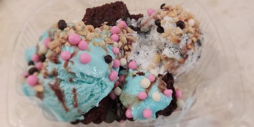 QoQi ice cream, Grand Mall Maros