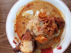 Lontong Sayur Ayam Goreng