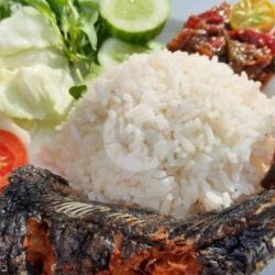 Lalapan Lele Plus Nasi