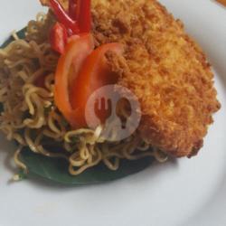 Mi  Goreng Ayam Terbang