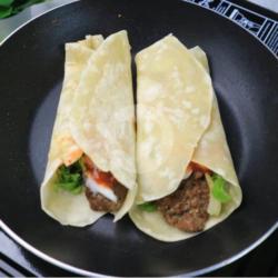 Kebab Telur Daging Sapi Sosis