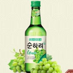 [21 ] Soju Chum Churum Grape   Free Yakult N Kacang Kulit Garuda