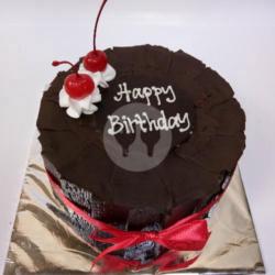 Kue Ulang Tahun Blackforest Special Diameter 16cm