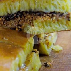 Martabak Manis Campur