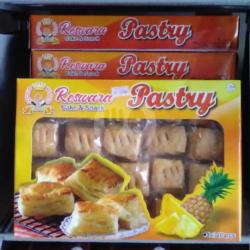 Pastry Nanas