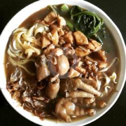 Mie Kangkung Ceker