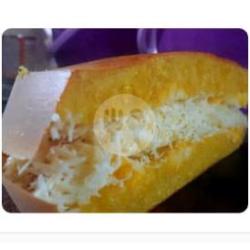 Martabak Manis Keju Susu.