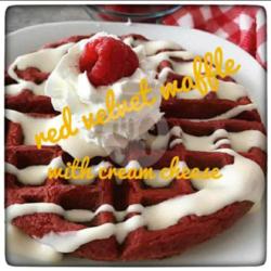 2pcs Ice Cream Red Velvet Waffle