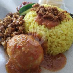 Nasi Kuning Telor