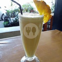 Virgin Pinacolada