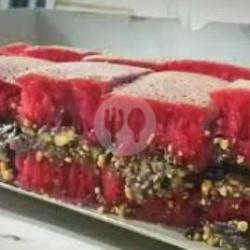 Martabak Manis Redvelvet Kacang Susu