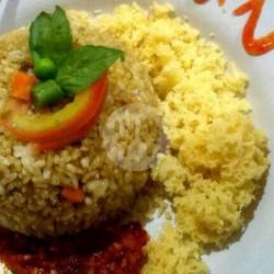 Nasi Goreng Kremes