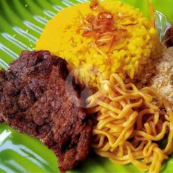 Nasi Kuning Sapi