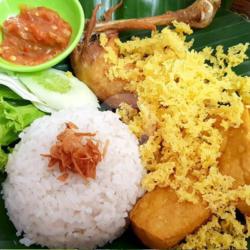 Nasi Ayam Kremes Plus Tahu/tempe