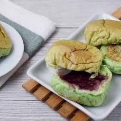 Roti Kadet Rasa Strawberry Kukus Atau Panggang