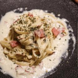 Creamy Carbonara Pasta