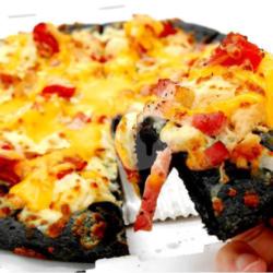 Black Moza Beef Sausage Pizza