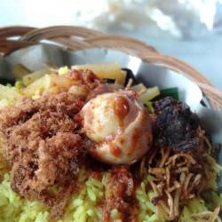 Nasi Kuning Abon