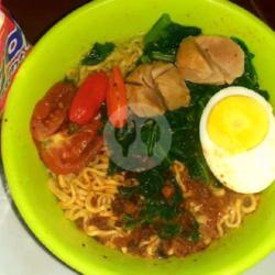 Mie Kuah Kare Special