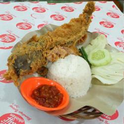 Pecel Lele Ayam Krispi