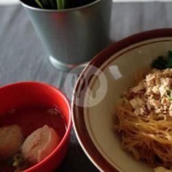 Bihun Yamin Pangsit Kuah   Bakso Sapi