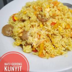 Nasi Goreng Kunyit Spesial Baso