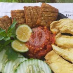 Lalapan Tempe Tahu Tanpa Nasi