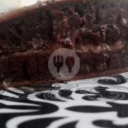 Martabak Gulung Black Jagung Coklat