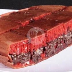 Red Velvet Coklat Kacang Susu