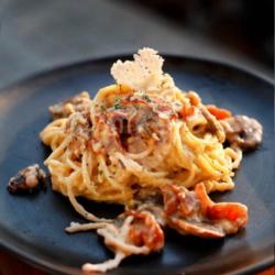 Creamy Mushroom Pasta