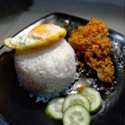 Nasi Ayam Crispy Banjur